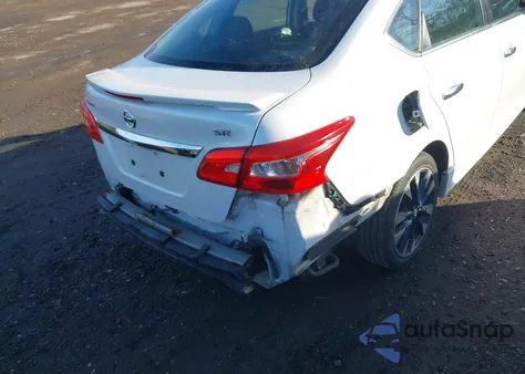 2016 Nissan Sentra Sr z USA, uszkodzony, nr VIN 3N1AB7APXGY318522